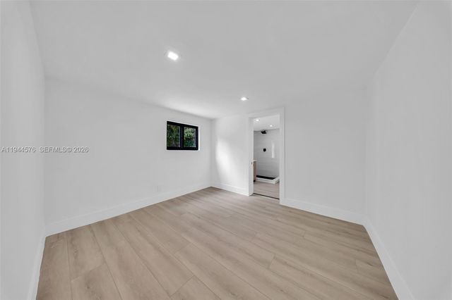 12860 NE 10th Ave, North Miami, FL 33161