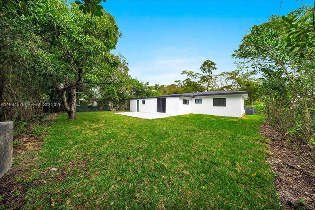 12860 NE 10th Ave, North Miami, FL 33161