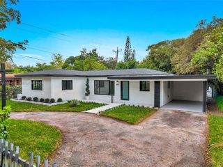 12860 NE 10th Ave, North Miami, FL 33161