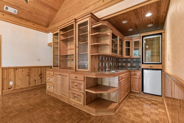 4 Eastshore Road, Heath, TX 75032
