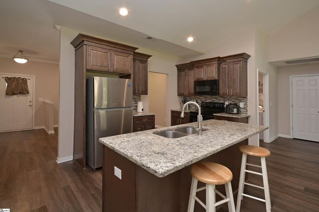 800 Broadway School Road, Belton, SC 29627