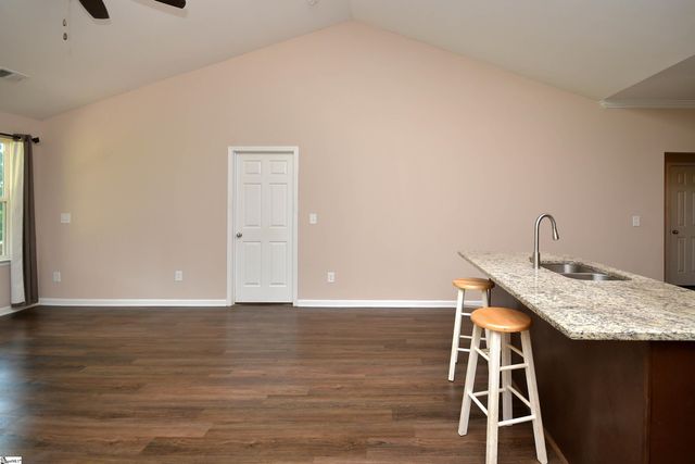 800 Broadway School Road, Belton, SC 29627