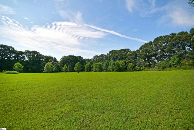 800 Broadway School Road, Belton, SC 29627