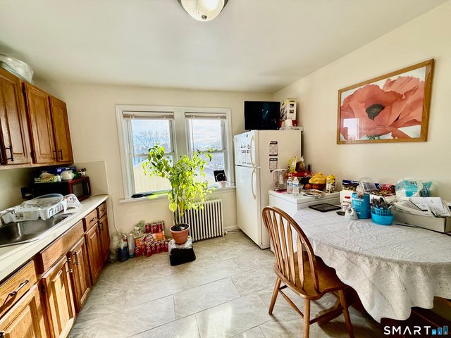 28 Beal Street, Stamford, CT 06902