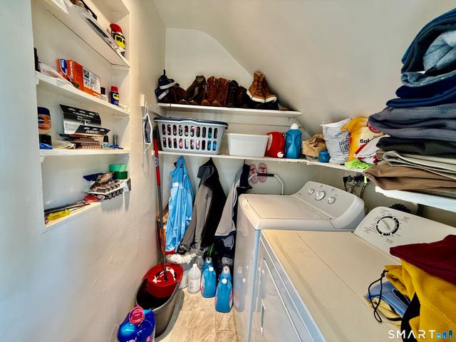 28 Beal Street, Stamford, CT 06902