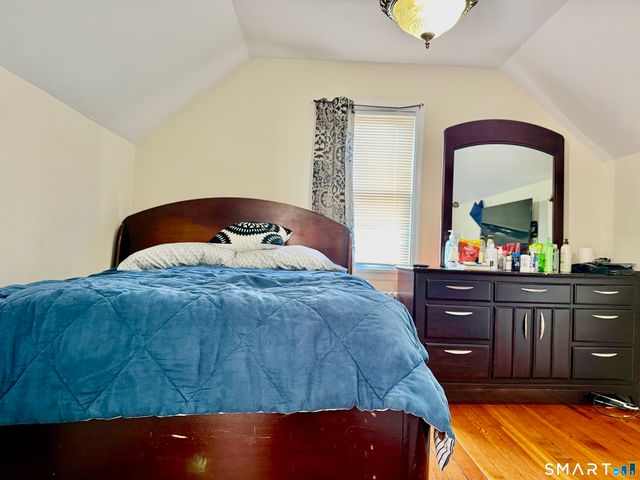 28 Beal Street, Stamford, CT 06902