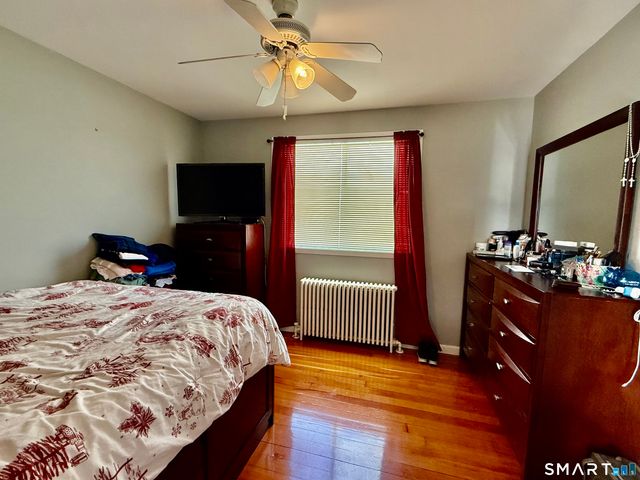 28 Beal Street, Stamford, CT 06902