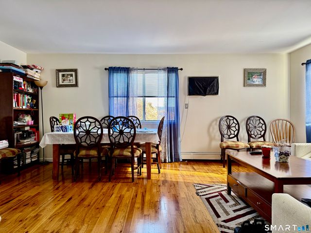 28 Beal Street, Stamford, CT 06902