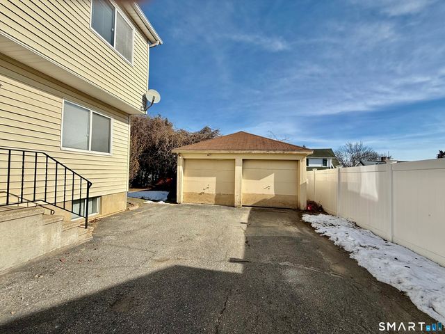 28 Beal Street, Stamford, CT 06902