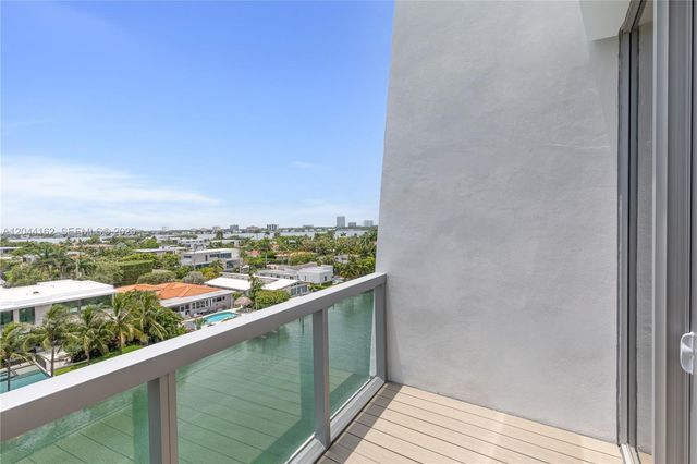 9940 W Bay Harbor Drive 7HS, Bay Harbor Islands, FL 33154
