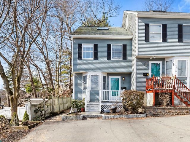 8-10 Menlo Terrace A, Lynn, MA 01905
