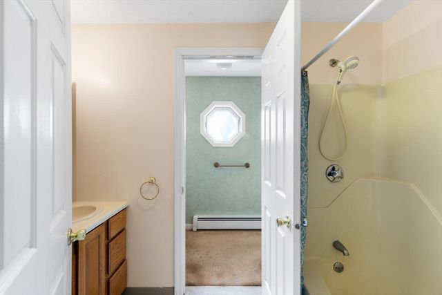 8-10 Menlo Terrace A, Lynn, MA 01905