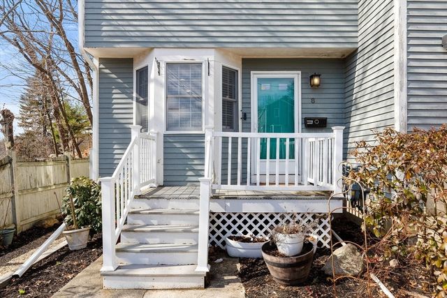 8-10 Menlo Terrace A, Lynn, MA 01905