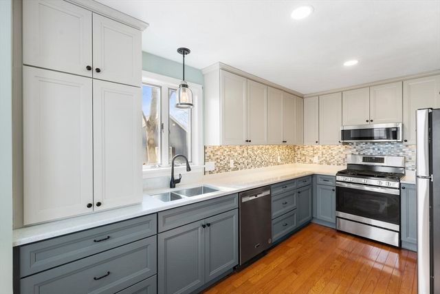 8-10 Menlo Terrace A, Lynn, MA 01905