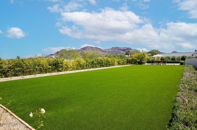 8531 N 49TH Street, Paradise Valley, AZ 85253