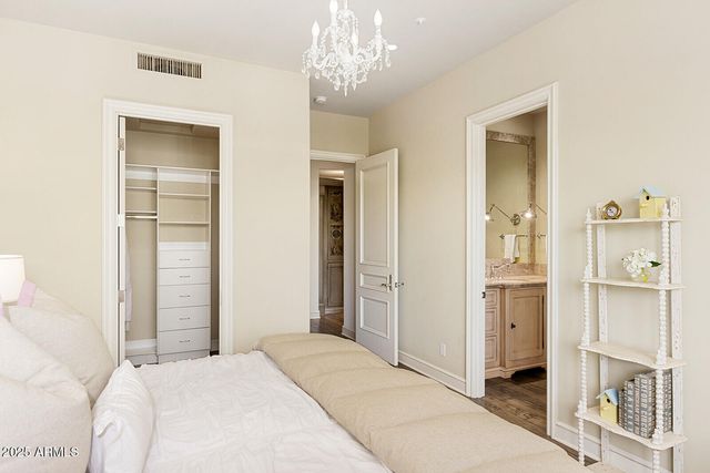 8531 N 49TH Street, Paradise Valley, AZ 85253