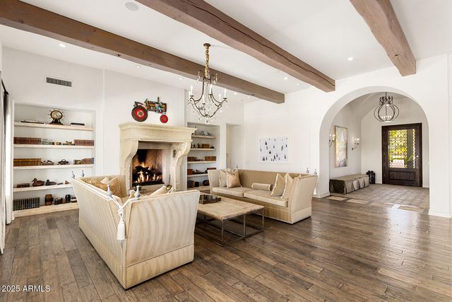 8531 N 49TH Street, Paradise Valley, AZ 85253