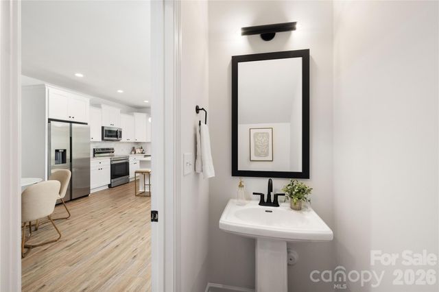 8425 Old Plank Road, Charlotte, NC 28216