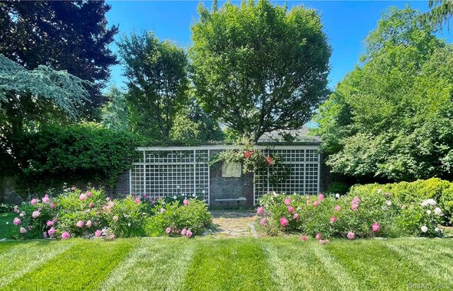 1 Belmont Drive, Irvington, NY 10533