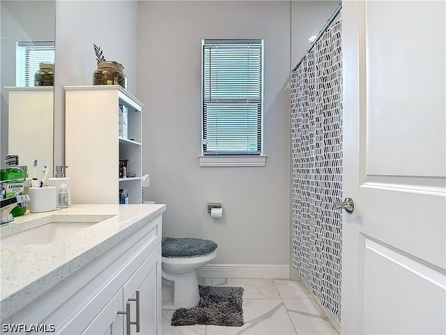 4160 10th AVE NE, Naples, FL 34120