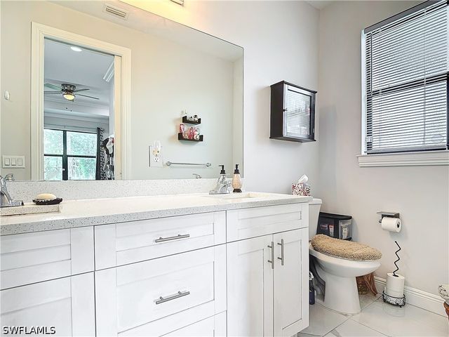 4160 10th AVE NE, Naples, FL 34120