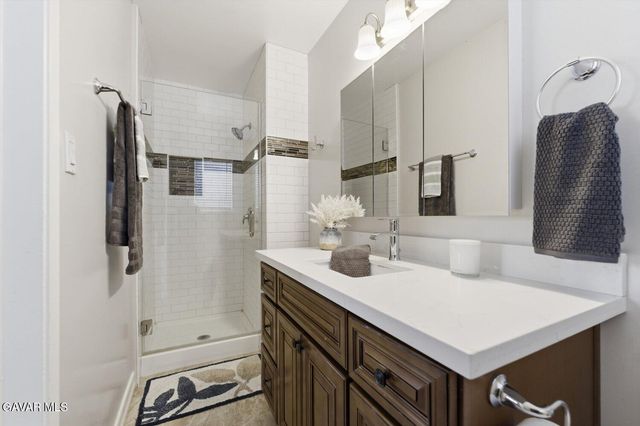 15944 Gledhill Street, North Hills, CA 91343