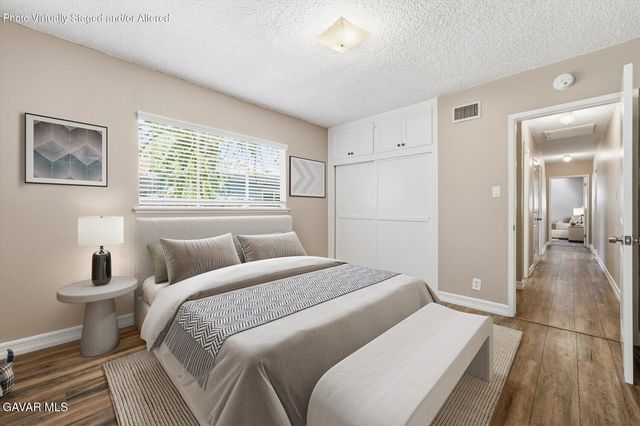 15944 Gledhill Street, North Hills, CA 91343