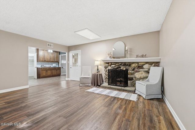 15944 Gledhill Street, North Hills, CA 91343