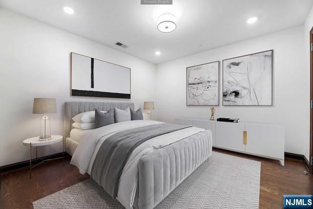 9 Somerset Lane 206, Edgewater, NJ 07020