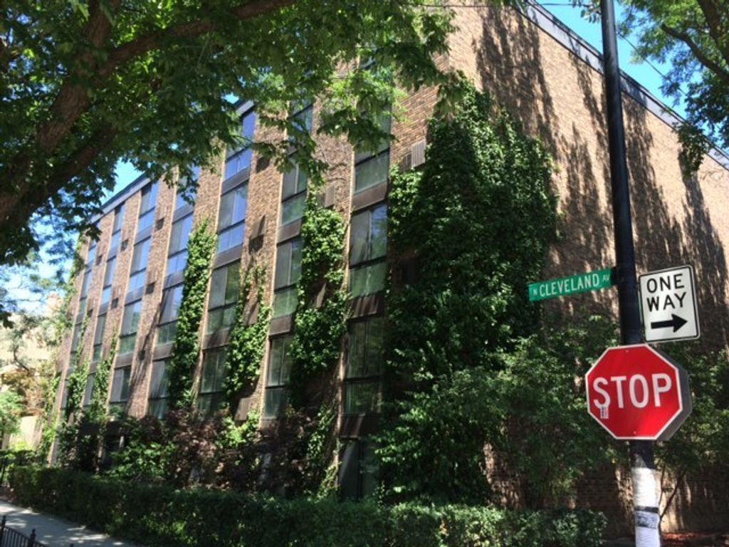 2201 N Cleveland Avenue 305, Chicago, IL 60614