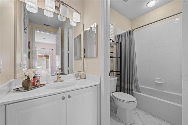 603 Castle Drive, Palm Beach Gardens, FL 33410