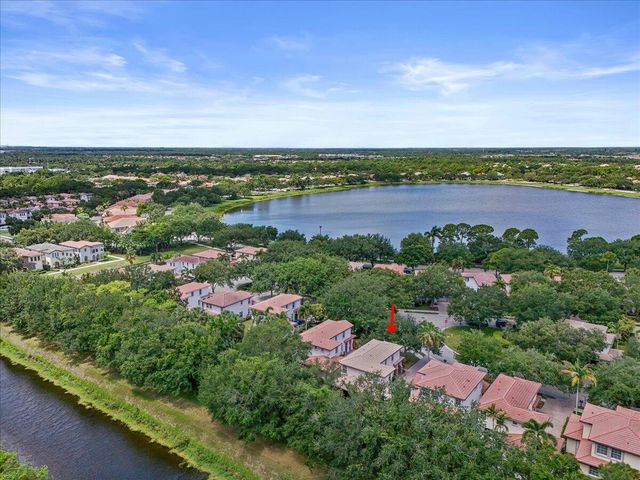 603 Castle Drive, Palm Beach Gardens, FL 33410