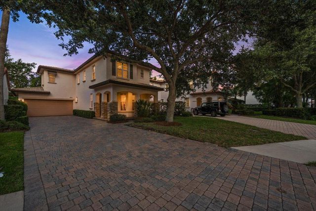 603 Castle Drive, Palm Beach Gardens, FL 33410