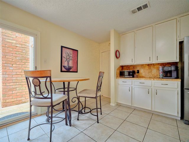 5038 Autumn Forest Drive, Houston, TX 77091