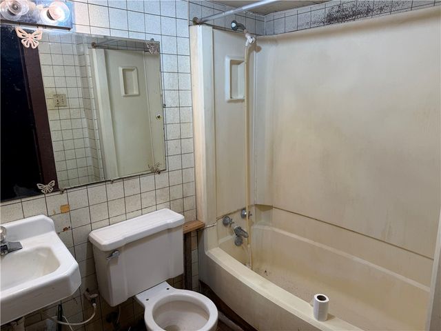 316 J Street, Anderson, SC 29625