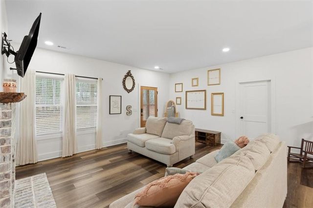 1475 Ben Davis Road, Buchanan, GA 30113