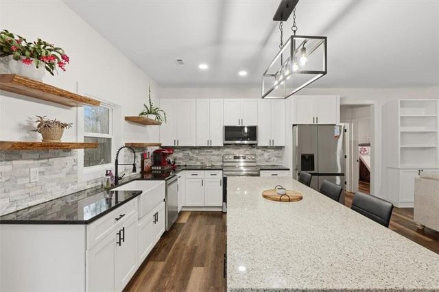 1475 Ben Davis Road, Buchanan, GA 30113