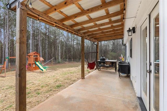 1475 Ben Davis Road, Buchanan, GA 30113