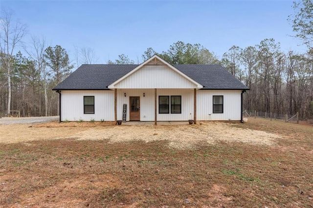 1475 Ben Davis Road, Buchanan, GA 30113