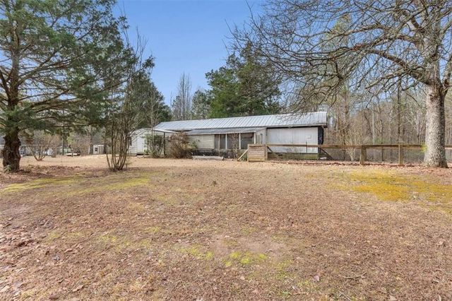 1475 Ben Davis Road, Buchanan, GA 30113
