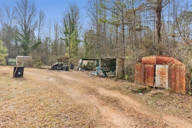 1475 Ben Davis Road, Buchanan, GA 30113
