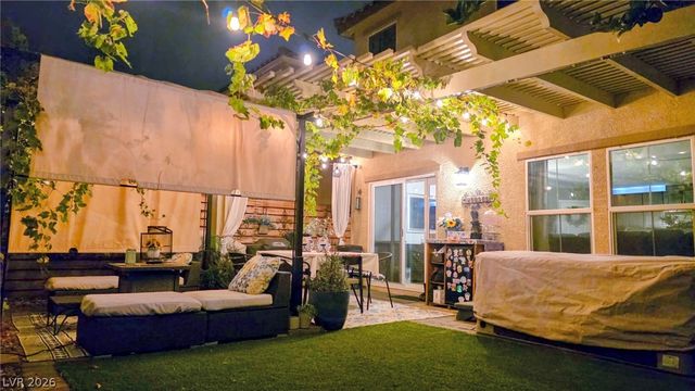 3025 Taranto Heights Avenue, Henderson, NV 89044