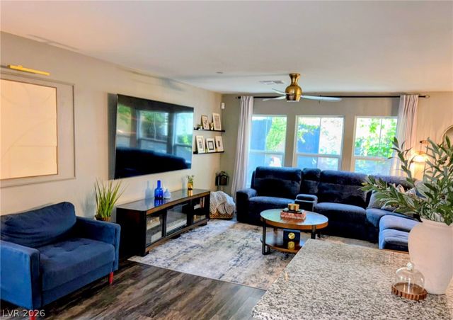 3025 Taranto Heights Avenue, Henderson, NV 89044