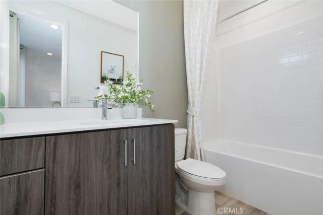 1077 Cadence, Irvine, CA 92618