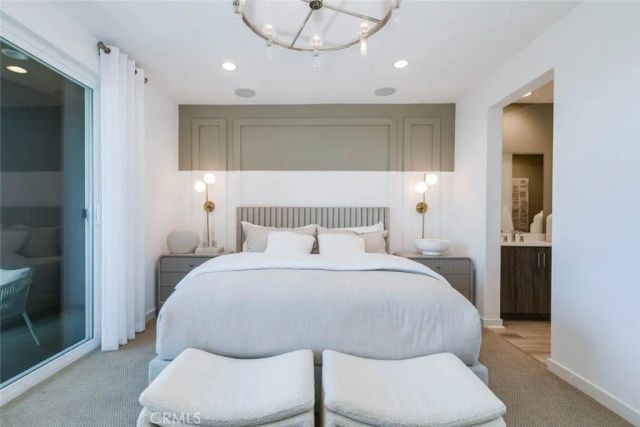 1077 Cadence, Irvine, CA 92618