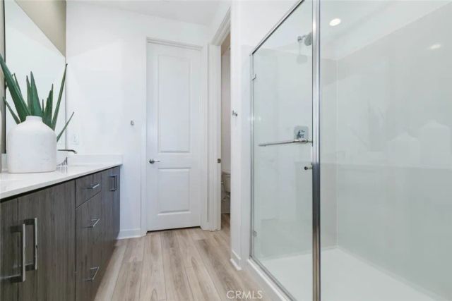 1077 Cadence, Irvine, CA 92618