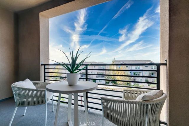 1077 Cadence, Irvine, CA 92618