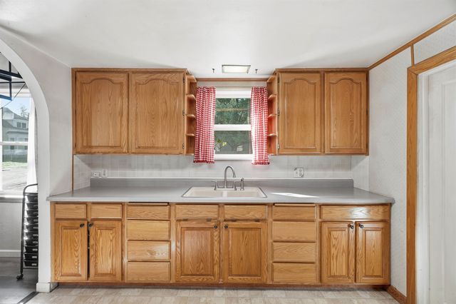 1230 S Coeur d'Alene St. St, Spokane, WA 99224