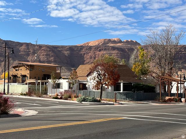 94 E 100 N, Moab, UT 84532