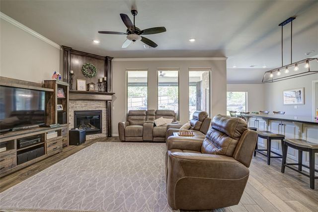 3000 Grapevine Street, Edmond, OK 73034